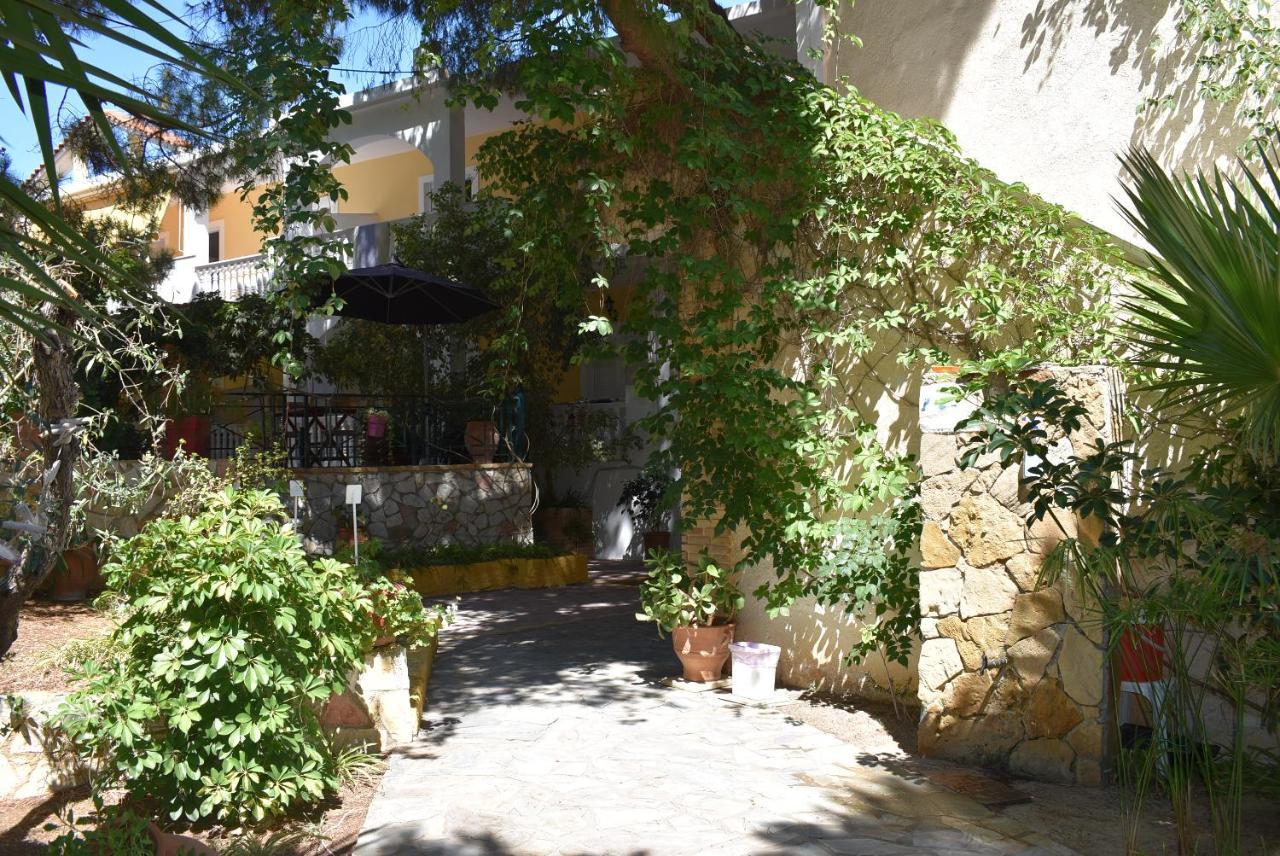 Kuris Studios & Apartments Vasilikos  Luaran gambar