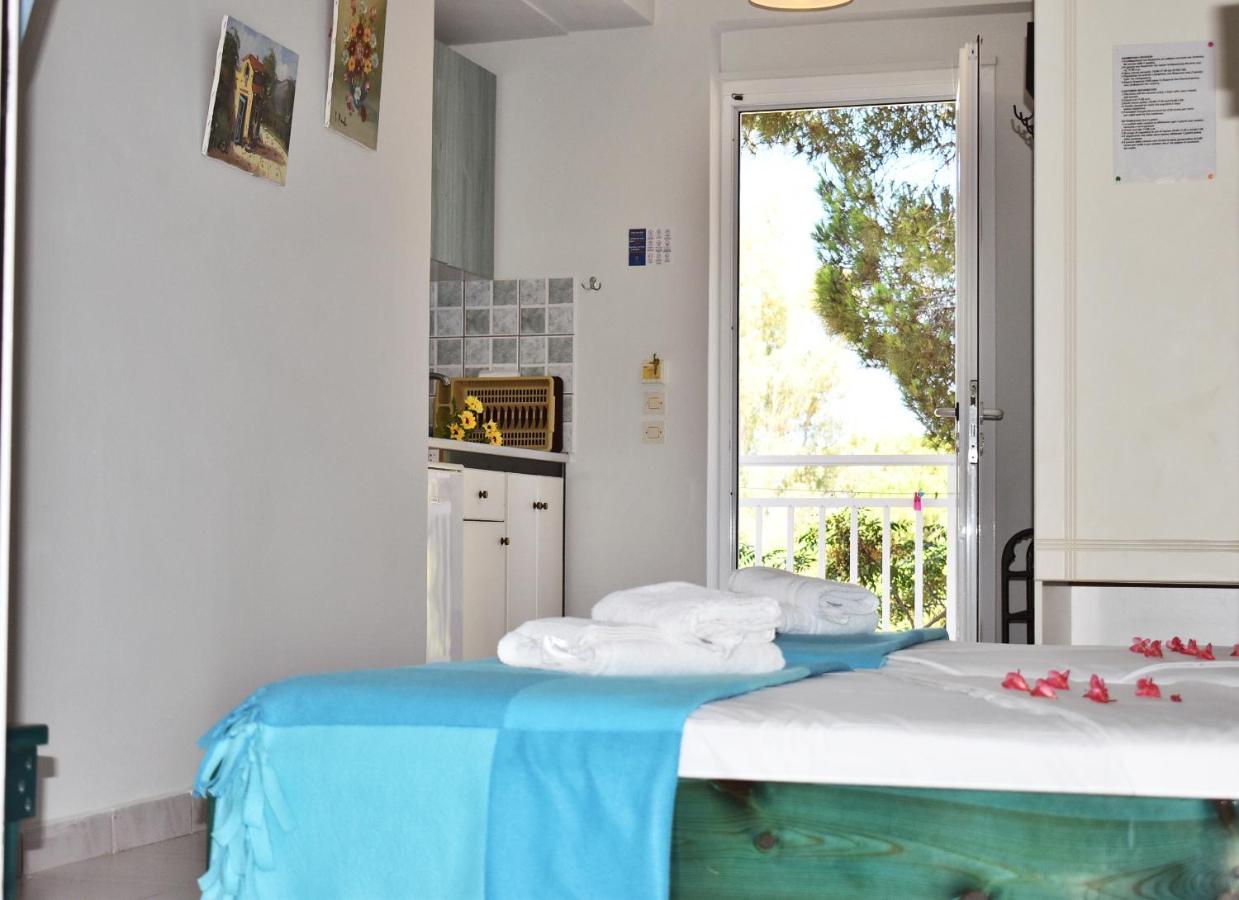 Kuris Studios & Apartments Vasilikos  Luaran gambar