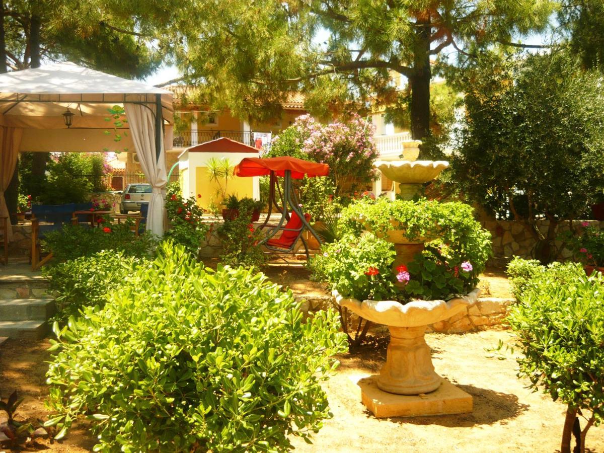 Kuris Studios & Apartments Vasilikos  Luaran gambar