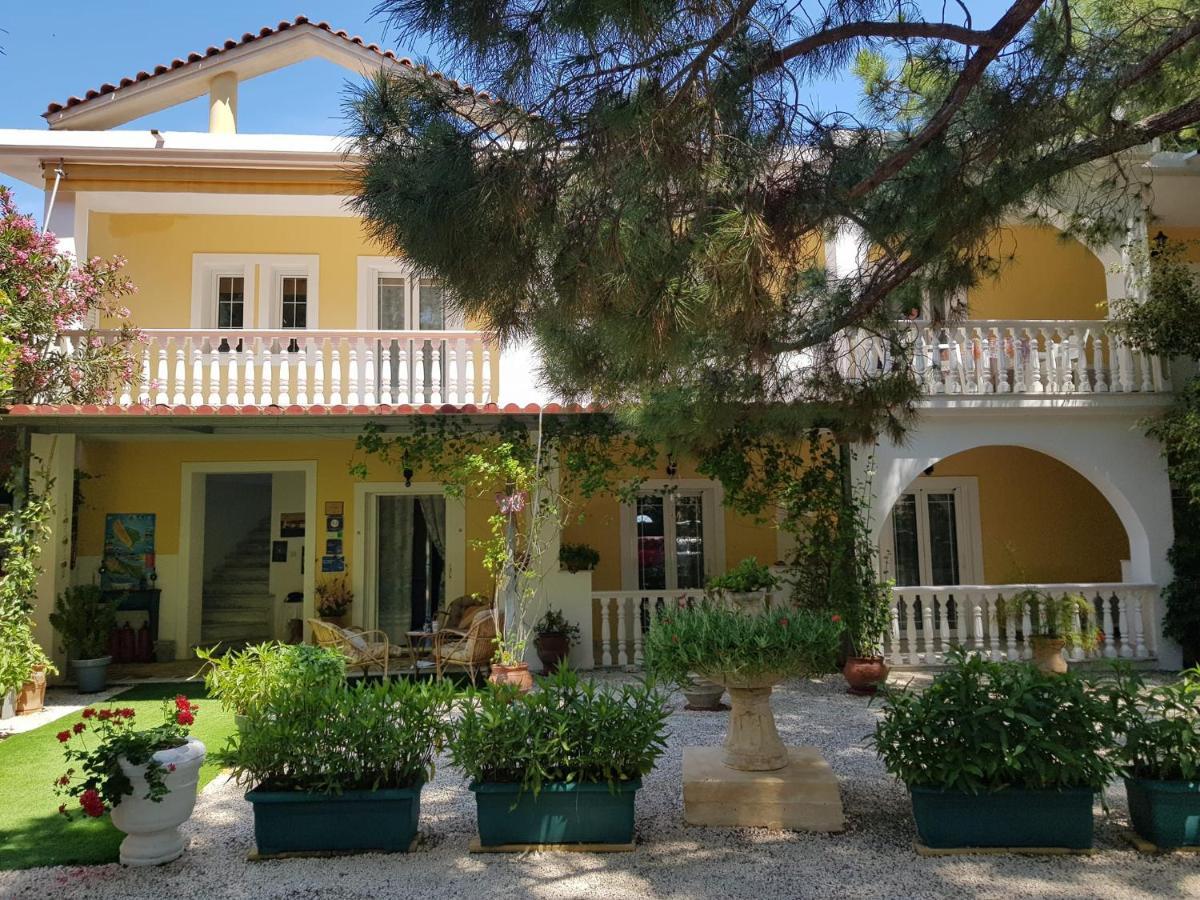 Kuris Studios & Apartments Vasilikos  Luaran gambar