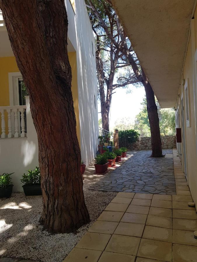 Kuris Studios & Apartments Vasilikos  Luaran gambar