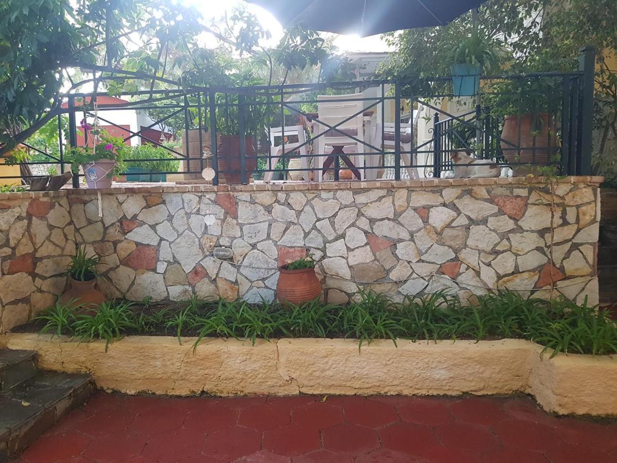 Kuris Studios & Apartments Vasilikos  Luaran gambar